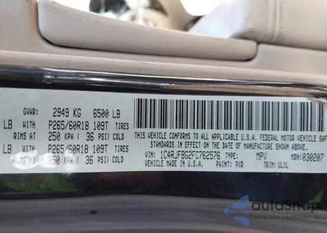 2015 Jeep Grand Cherokee Limited z USA, uszkodzony, nr VIN 1C4RJFBG2FC762576